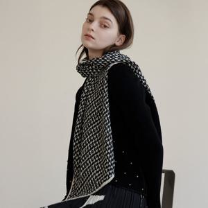 [요이츠] 리버서블 플리츠 패턴 머플러_YJ10AQPMF01