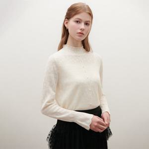 [SATIN] 펄버튼 러플 하이넥 블라우스 O261T952