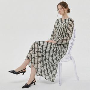 [포커스]슬릿 넥 스모킹 나염 원피스 PBINF6S1OP3111