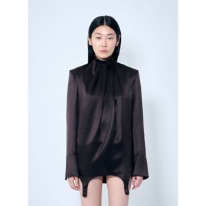 생로랑 트위스트 넥 가터 블라우스 810182 Y001W 2568