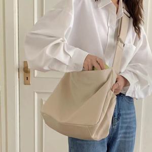 [디어백] 레트로 숄더 크로스 호보백 CH24138T