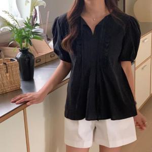 비욘드라이프 로맨틱 퍼프 리본 반팔 블라우스 1004257