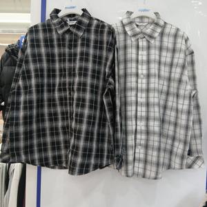 [에꼴리에][모다부평]유니 오버핏 모노 체크 셔츠/26B5331/BK,WT