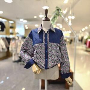 [멜로디가든]M26S2B141_데님배색 플라워블라우스