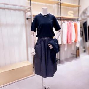 [시에로]  SK2KTF40M_라운드넥 로고 포인트 반팔니트