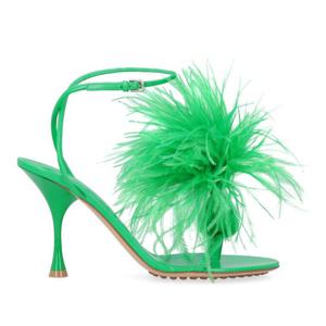 보테가베네타 그린 페더 장식 스틸레토 샌들 667167VBSF4 3730