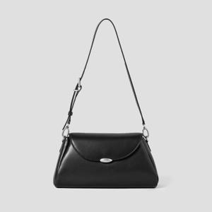 [빈폴] 쉐리 쇼프트 플랩 숄더백 - 블랙 BE52D3M015