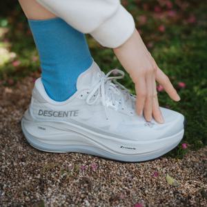 [데상트공식] 에너자이트 라이드 V2 실버 화이트(SQ313RRN79)