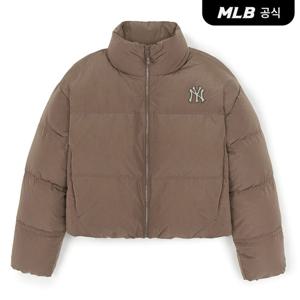 [MLB공식] 25FW 여성 고프코어 셔링 크롭패딩 NY (L.Brown) 3FDJB0256-50BRL
