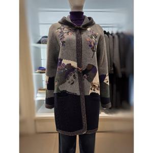 [비꼴리끄] 울 니트 후디 자수 코트 B254KL3010954