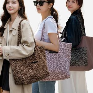[아이에스이랩]레오파드 호피 양면 토트백 에코백 I5AC055