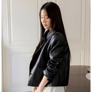 [올리브데올리브] 페이크레더 스탠카라 싱글 자켓 OL6SJ1600