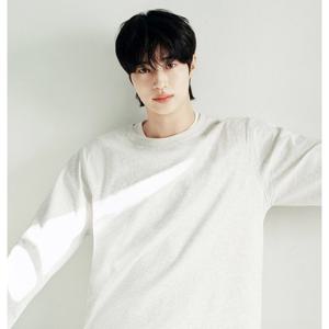 [지오다노] 남자 베이직 긴팔 티셔츠 (퍼펙트티) 01026501