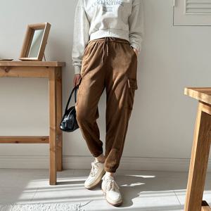 비욘드라이프 렌코코 골덴 기모 카고 조거팬츠 231017