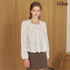 [르샵]플라워 펀칭 스퀘어넥 블라우스 (DQ1BA015A)