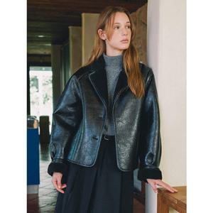 올리브데올리브 (OM4WMA68) 테일러드 카라 자켓형 무스탕 점퍼