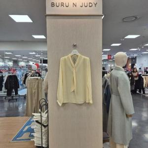 부루앤쥬디 HC42 리본타이브이넥블라우스 BBSCBL109P