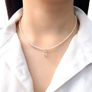 오팔하우스 14k 스왈 물방울 담수진주 목걸이 OPPN0671