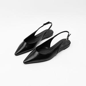 [신난다슈] 여성 구두 슬링백 힐 1cm 스틸레토 플랫 뮬 샌들 펌프스 낮은굽 FL251496 블랙