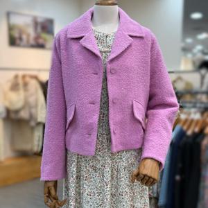 [써스데이아일랜드]부클소재 뒷 밴딩 자켓 t248mjk233