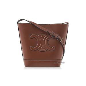 [셀린느] FW25 여성 트리옹프 스몰 버킷백 113783DU3 04LU