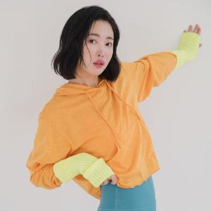 [제인코트(스포츠)]플로우 크롭 릴렉스핏 후드티셔츠 ENA3402-OR