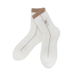 [마스터바니에디션] 여성 비딩 브로치 컬러 라인 중목 양말(421D3SC102)