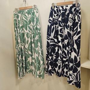 스테파니 HC07 야자수 프린팅 올밴딩  플레어 스커트 A25SK5210