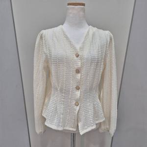 [나인스텝]스퀘어골드단추블라우스 N25NS5111 IV_YS