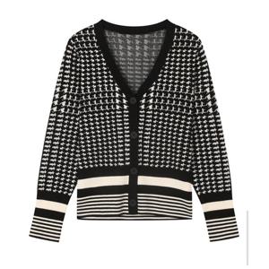 [SI][행복한백화점][SI]패턴 브이넥 니트 가디건  SJCCX2904