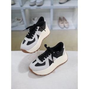 [블리아르]로키 심플 통굽 키높이 여성 스니커즈 7cm BLMD501091