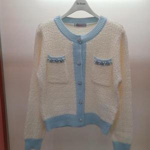 Latium HC06 크롭 뜨개 느낌 진주 배색 트위드형 라운드 가디건 T2613cd07I