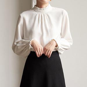 ATMARK (77까지)쉬폰프릴하이넥블라우스_AA61BL002G