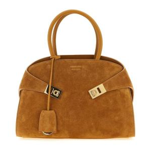 페라가모 엠보스드 로고 스웨이드 허그 토트백 792064 NATURALE