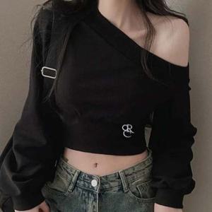 반팔티 숄더오프 크롭 티셔츠 ST1173