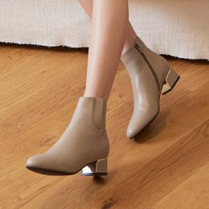 엘칸토 인텐스 여성 베이직 앵클부츠 4cm LCWA00I44V