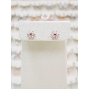 볼라레 세이브존03 볼라레 골든플라워 큐빅 피어싱 귀걸이 SAVssp807