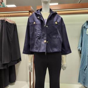 수스 HC04 후드 크롭 칠부소매  점퍼 S241BJP202