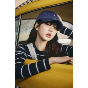 타미데님 여성 슬림 에센셜 립 롱 슬리브 T32F7TTO03TWT1