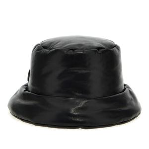 프라다 프론트 로고 나파 가죽 버킷 햇 1HC2482DYI F0002