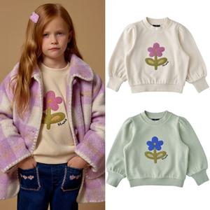 [블루독8-아동] 택1 CR MN)플라워맨투맨 기모 티셔츠 긴팔티 겨울 두돌선물 초등학생 25C1533450