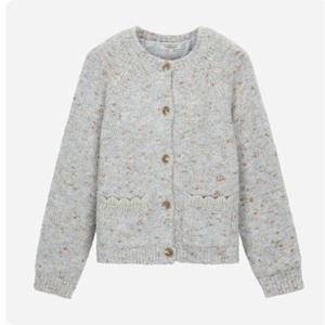 [써스데이아일랜드](T258MCD256W)라운드넥 부클 니트 가디건