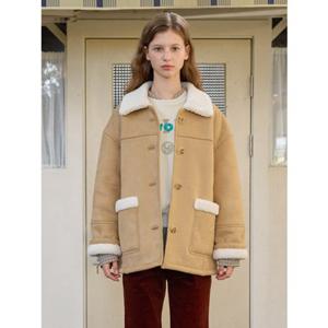 올리브데올리브 뽀글이 배색 하프 무스탕 점퍼 OM5WMB090