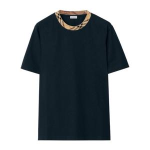 버버리 체크 트림 리브 니트 넥라인 티셔츠 8118959 A1222