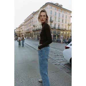 자라 ZARA 하이넥 티셔츠 - 초콜렛 2335643717 325893