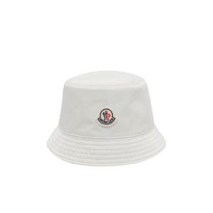 Moncler 로고 패치 리버시블 버킷 모자 3B0002254A1K P02 TP973379361