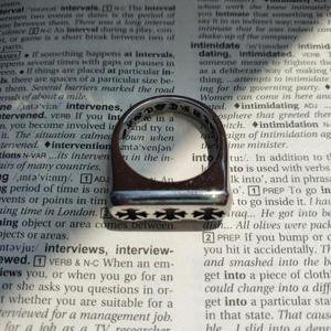 [노블른] 써지컬 스틸 너클 십자가 반지