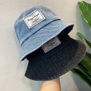 영문 라벨 마크 포인트 데일리 여성 데님 버킷햇