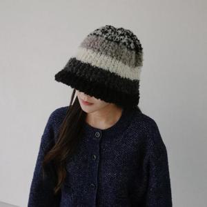 [이쁜] 단단 배색 울 부클 버킷햇 모자