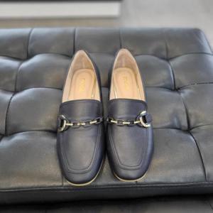 무크 세이브존07 여성 메탈 컴포트로퍼 516322207QB